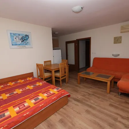 格兰德度假公寓 圣弗拉斯