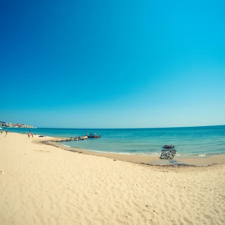 Grand شقة *