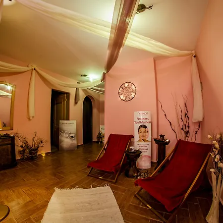Grand Apartment *